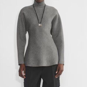 Aritzia VIRAL SOLD OUT Formation Turtleneck